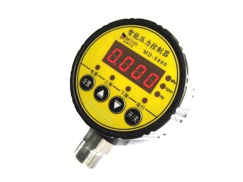 智能(neng)壓力(li)控制(zhi)器