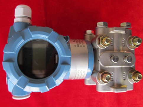 差壓(ya)變送(song)器